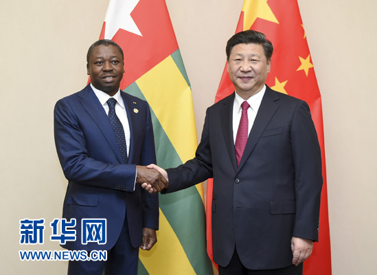 12月3日，國家主席習(xí)近平在約翰內(nèi)斯堡會(huì)見多哥總統(tǒng)福雷。新華社記者 謝環(huán)馳 攝 