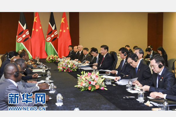 12月3日，國家主席習近平在約翰內(nèi)斯堡會見肯尼亞總統(tǒng)肯雅塔。新華社記者 謝環(huán)馳 攝