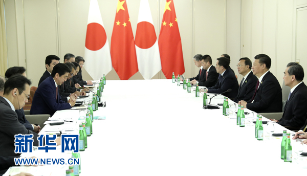 7月8日，國家主席習近平應約在漢堡會見日本首相安倍晉三。新華社記者 馬占成 攝