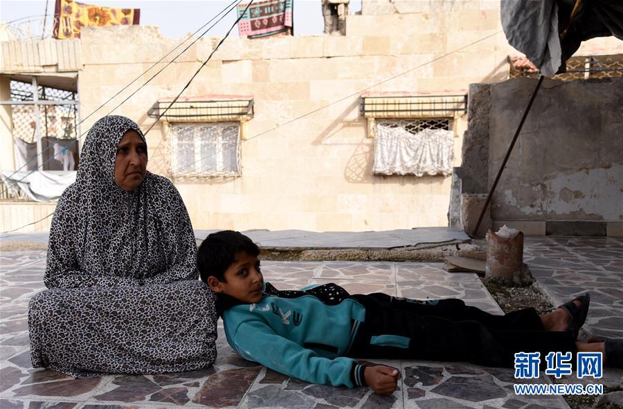 （國際&middot;圖文互動(dòng)）（5）上學(xué)夢(mèng)何處安放&mdash;&mdash;敘利亞女孩阿明娜的危樓生活