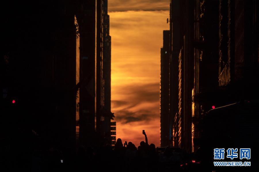 （國際&middot;一周看天下）日落時(shí)分