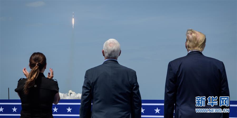 （國際）（8）美國&ldquo;龍&rdquo;飛船首次載人試飛