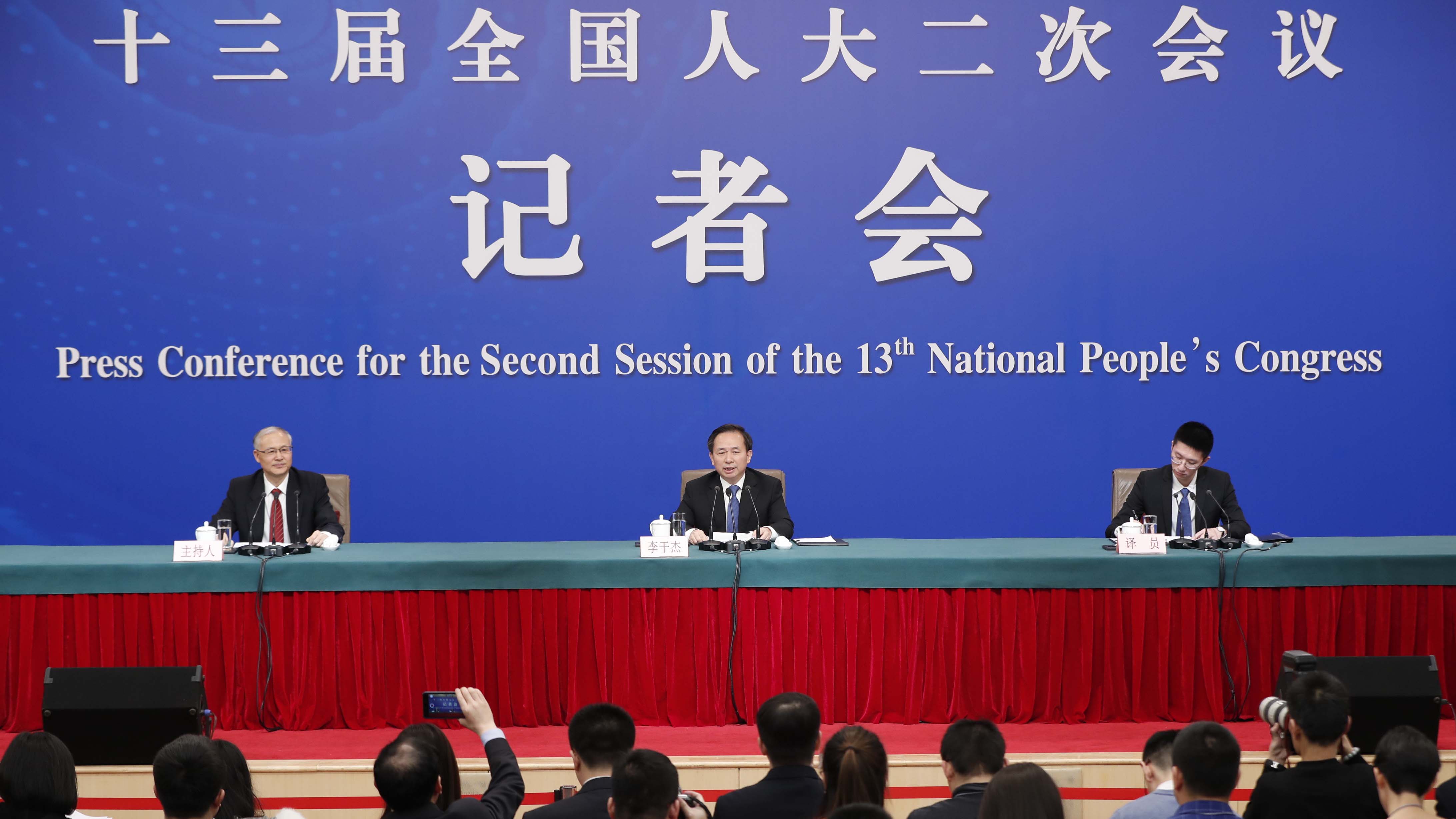 生態(tài)環(huán)境部就&ldquo;打好污染防治攻堅(jiān)戰(zhàn)&rdquo;答記者問