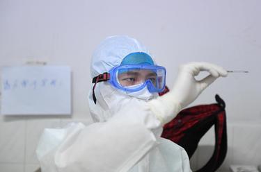 &ldquo;95后&rdquo;男護士抗&ldquo;疫&rdquo;上崗記