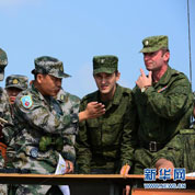 中俄聯(lián)合反恐軍事演習(xí)部隊進(jìn)行實(shí)兵實(shí)裝針對性訓(xùn)練