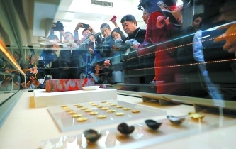 故宮養(yǎng)心殿寶匣里藏著啥寶貝？